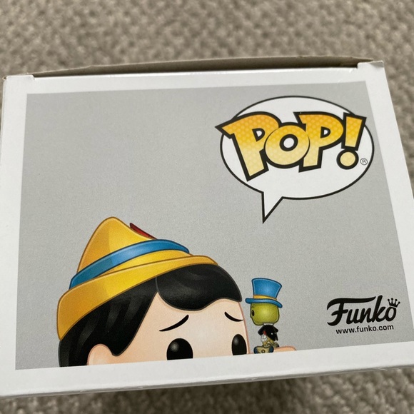 Limited edition rare Pinocchio FUnko pop - Picture 6 of 8